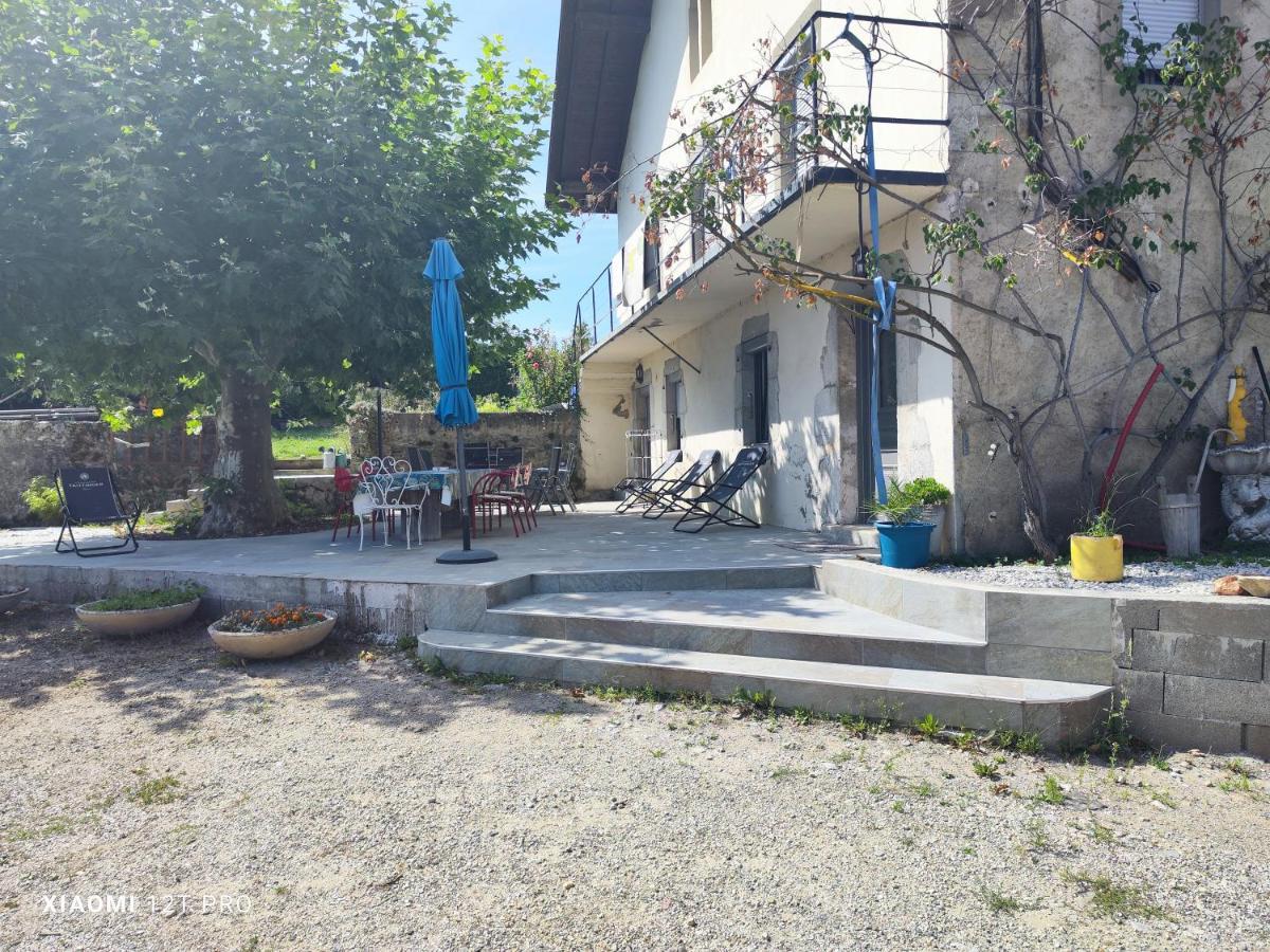 Appartement Renovee Dans Maison Ancienne Amancy المظهر الخارجي الصورة